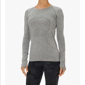 Lululemon swifty tech long sleeve 2.0. Equinox. Size 4. NWT. Slate/White Color